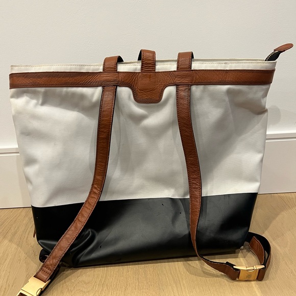 Rachel Zoe x Quinny Diaper Bag - Picture 2 of 4